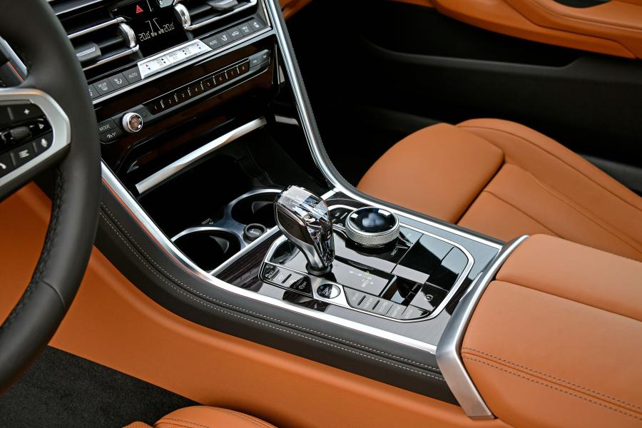 Детали интерьера BMW 840d xDrive M Sport (G15) 2018 года  (WW) (фото 26 из 38)